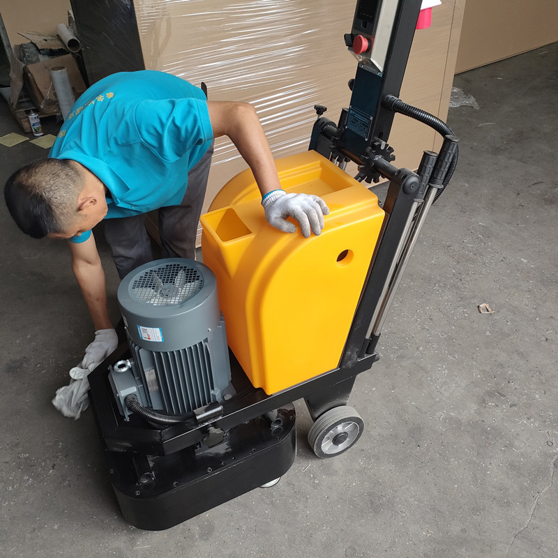 Mesin Penyangga Lantai Beton 4kw / 5.5hp Polisher Scrubber Grinder Untuk Rumah