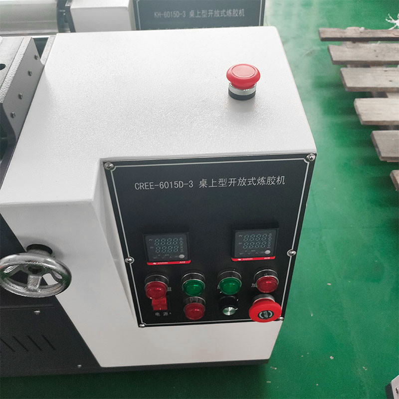Mesin Pencampur Karet Laboratorium 380V 50HZ Open Type Two Roll Mill Equipment